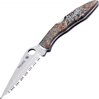 Коллекционный складной нож Santa Fe Spyderco Police Serrated, сталь VG-10, рукоять сталь с накладкой из тигрового коралла/абалона купить в Тольятти
